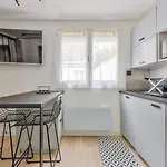 Duplex Moderne à 500m Des Champs-elysées *