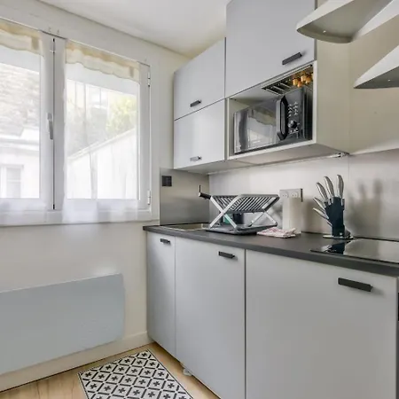 Apartament Duplex Moderne A 500m Des Champs-elysees *