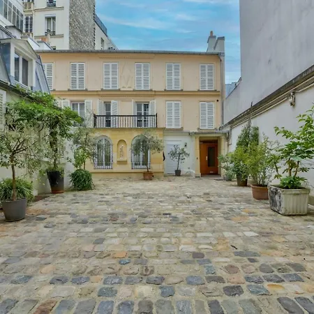 Duplex Moderne A 500m Des Champs-elysees Apartament Paryż