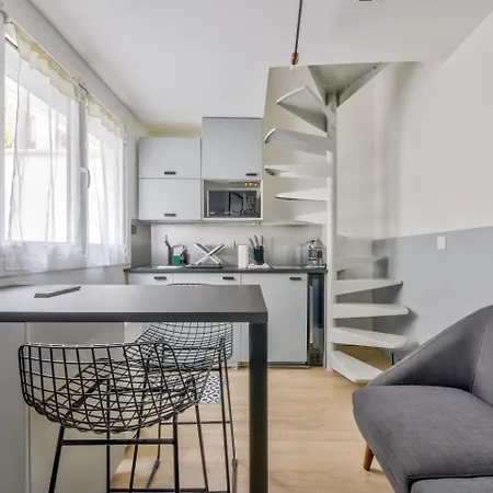 Duplex Moderne à 500m Des Champs-elysées Apartamento *