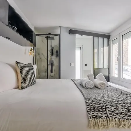 Duplex Moderne à 500m Des Champs-elysées * París
